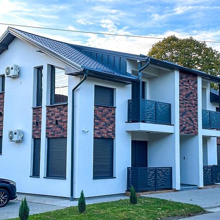 Kiko Apartmani Lux Zrenjanin Luaran gambar
