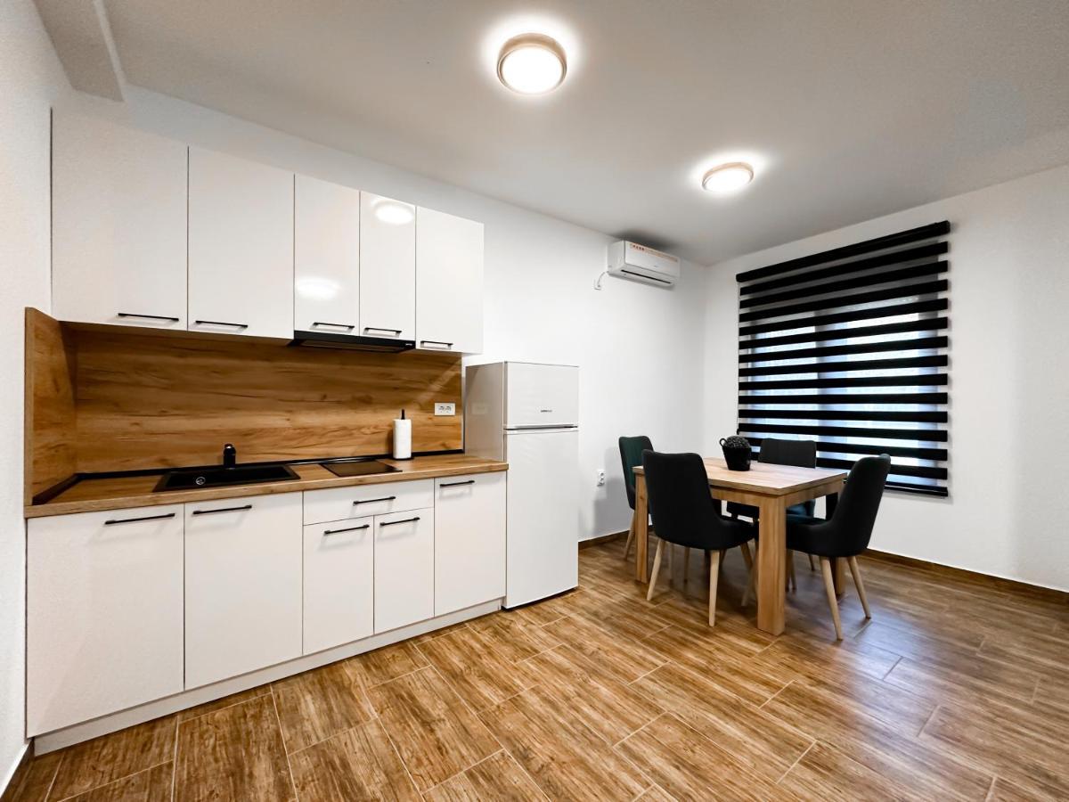 Kiko Apartmani Lux Zrenjanin Luaran gambar