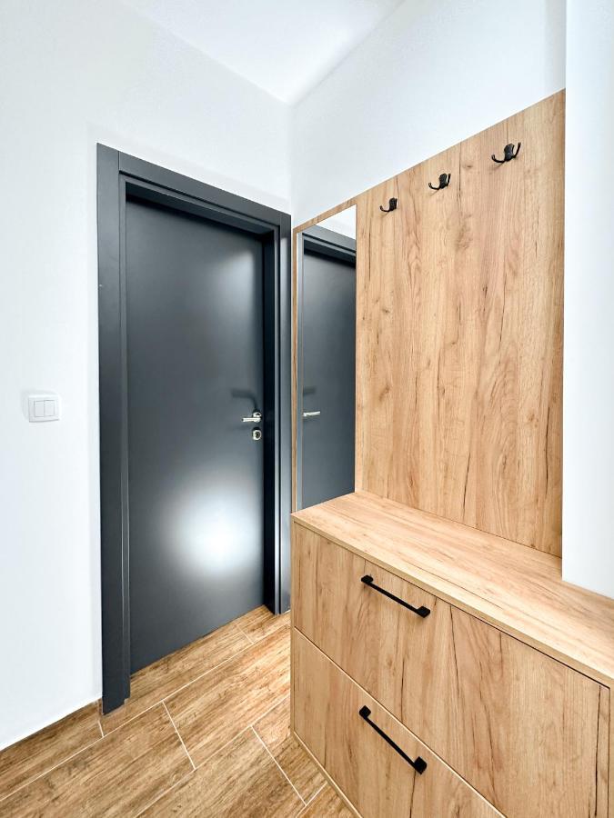 Kiko Apartmani Lux Zrenjanin Luaran gambar