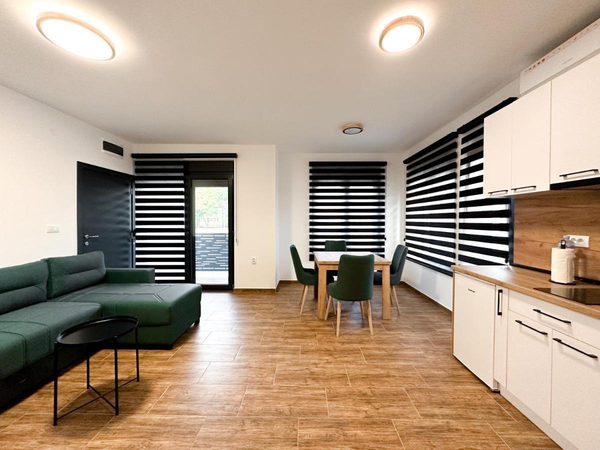 Kiko Apartmani Lux Zrenjanin Luaran gambar
