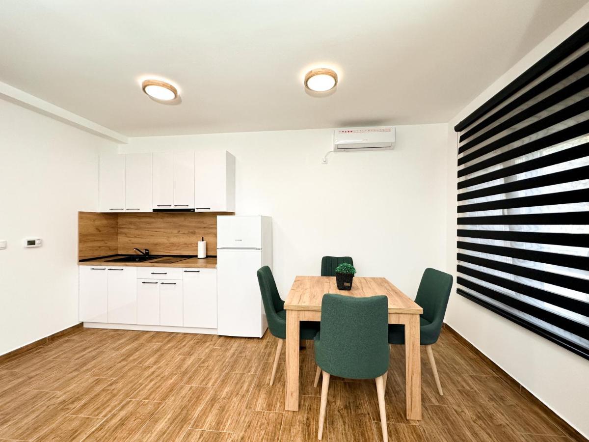 Kiko Apartmani Lux Zrenjanin Luaran gambar