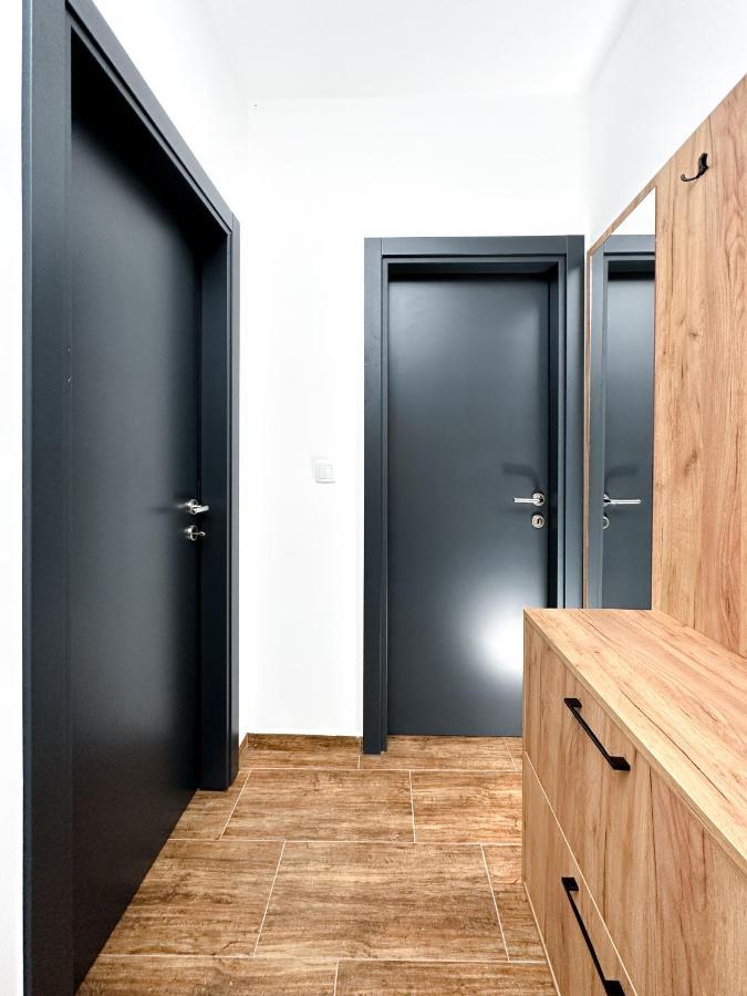 Kiko Apartmani Lux Zrenjanin Luaran gambar