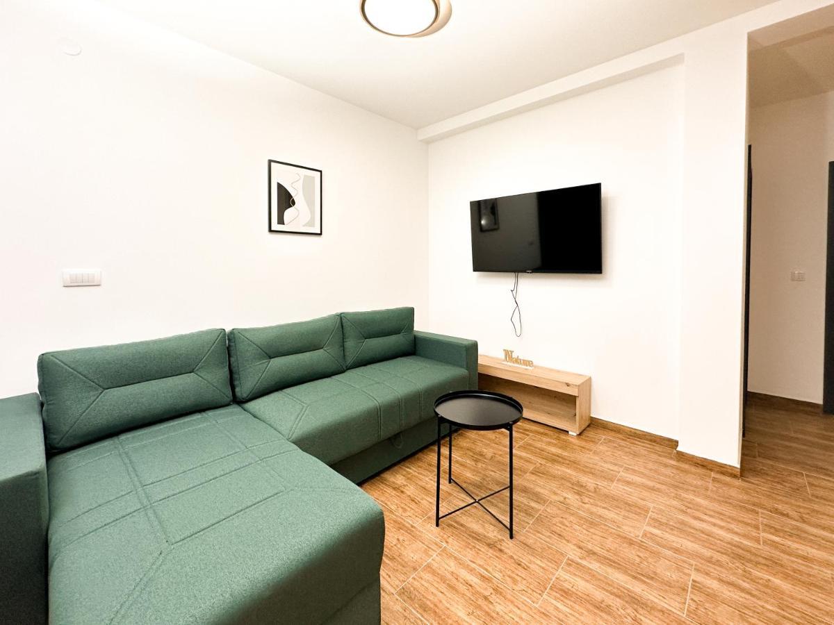 Kiko Apartmani Lux Zrenjanin Luaran gambar