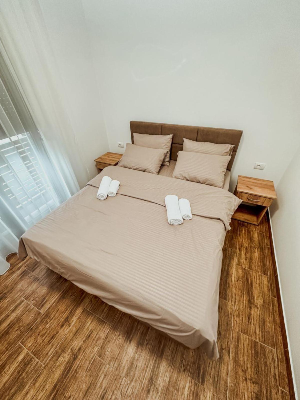 Kiko Apartmani Lux Zrenjanin Luaran gambar