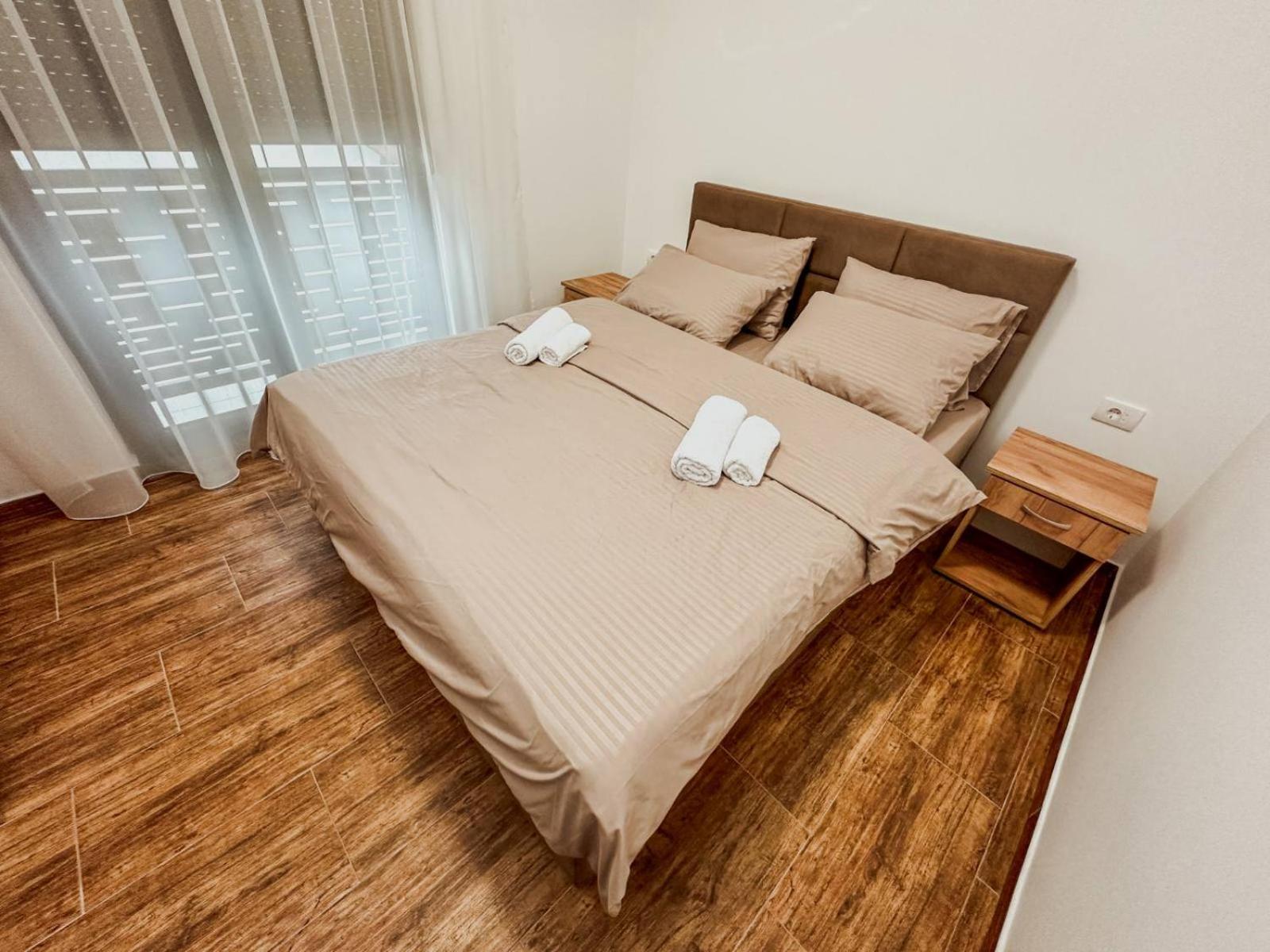 Kiko Apartmani Lux Zrenjanin Luaran gambar
