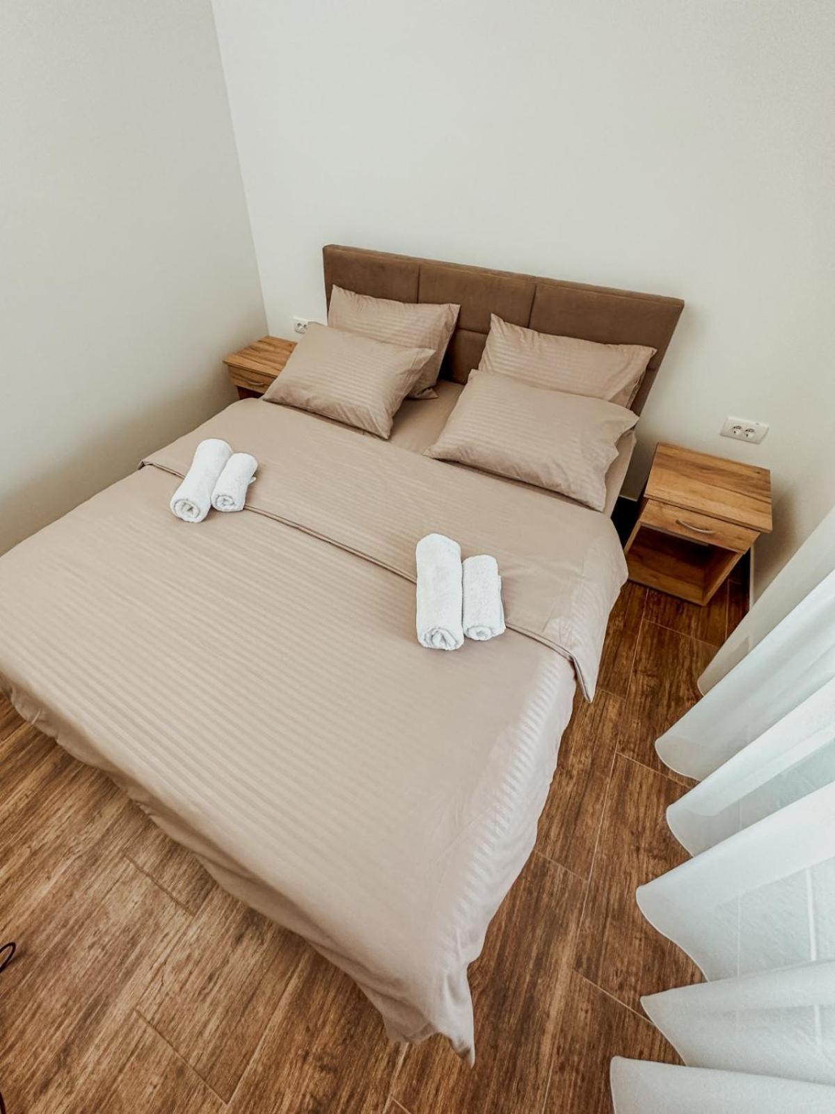 Kiko Apartmani Lux Zrenjanin Luaran gambar