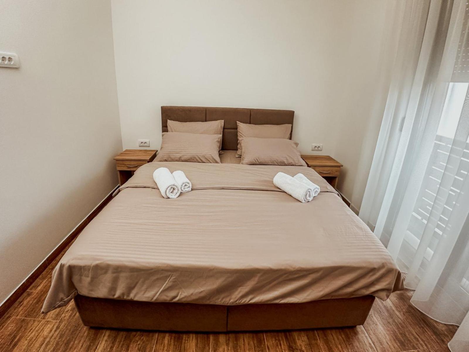 Kiko Apartmani Lux Zrenjanin Luaran gambar