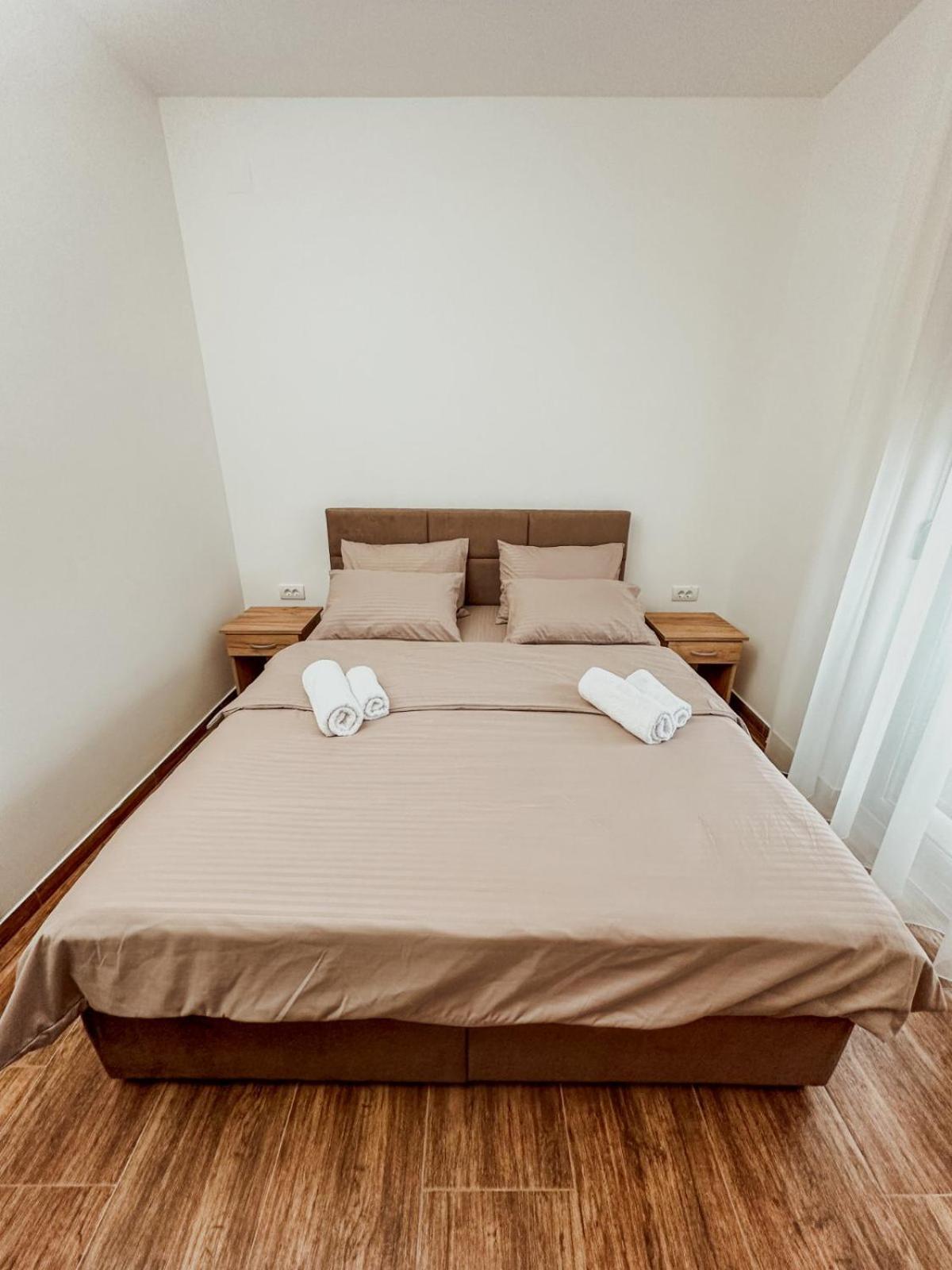 Kiko Apartmani Lux Zrenjanin Luaran gambar
